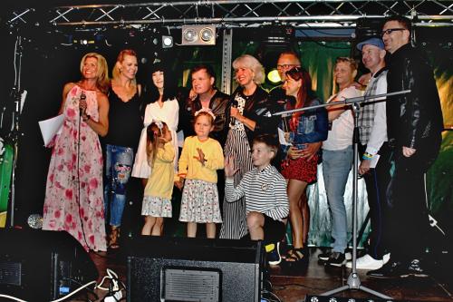 Noc s&nbsp;hvězdami